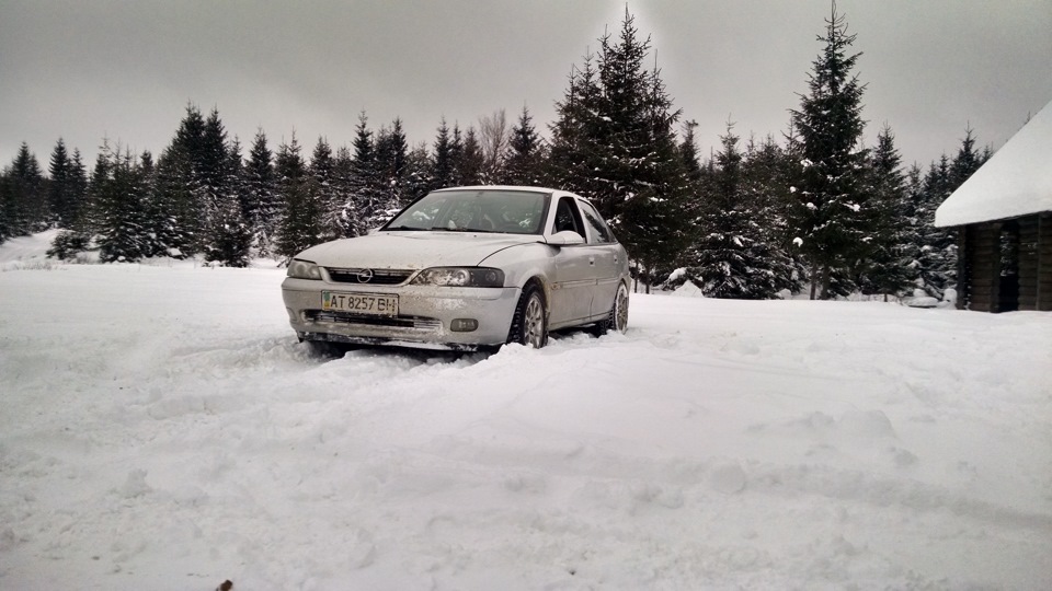 Каталися в гори в СНІГ))) 2