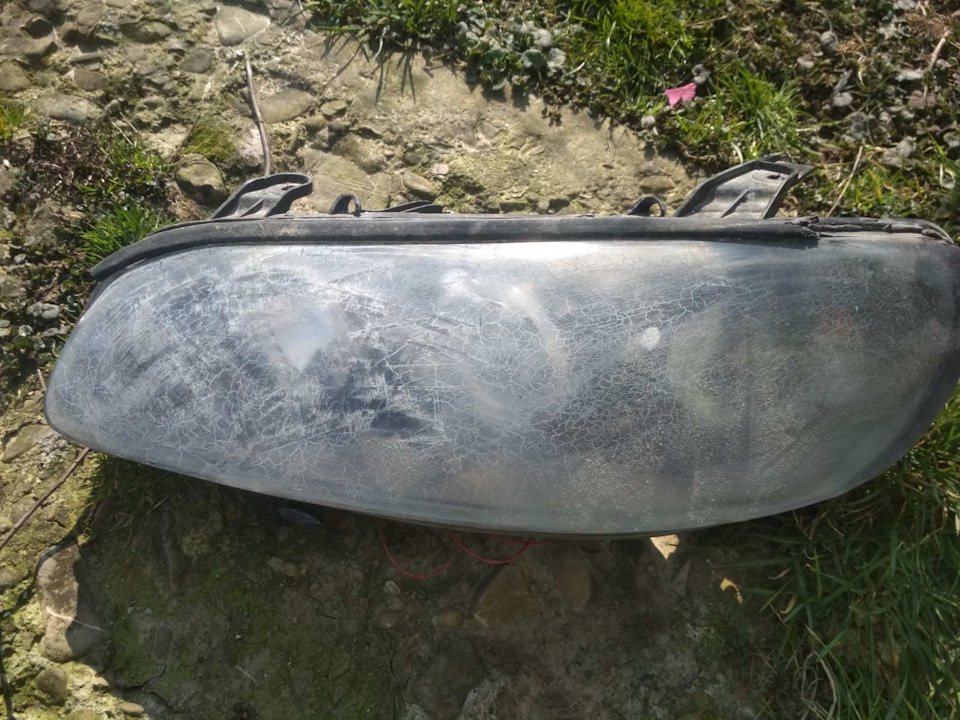 Поліровка та лакування фар Omega B. 2