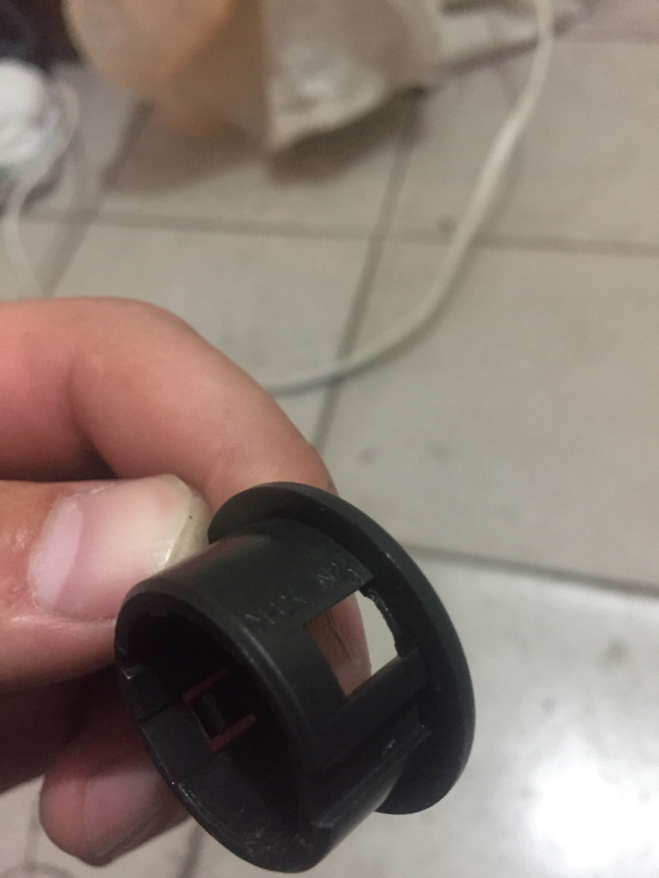 Прикурювач задніх пасажирів 2