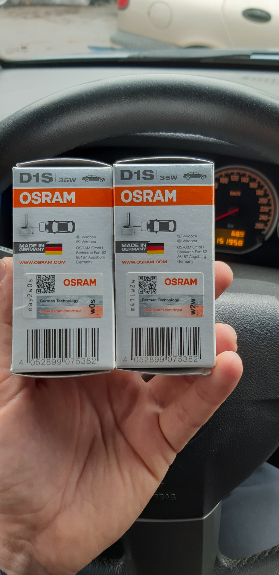 Відкрили очі 😁😂 Osram classic Xenarc D1S 4