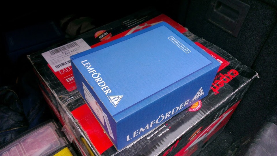 Опори амортизаторів Vectra C 2.8t 1
