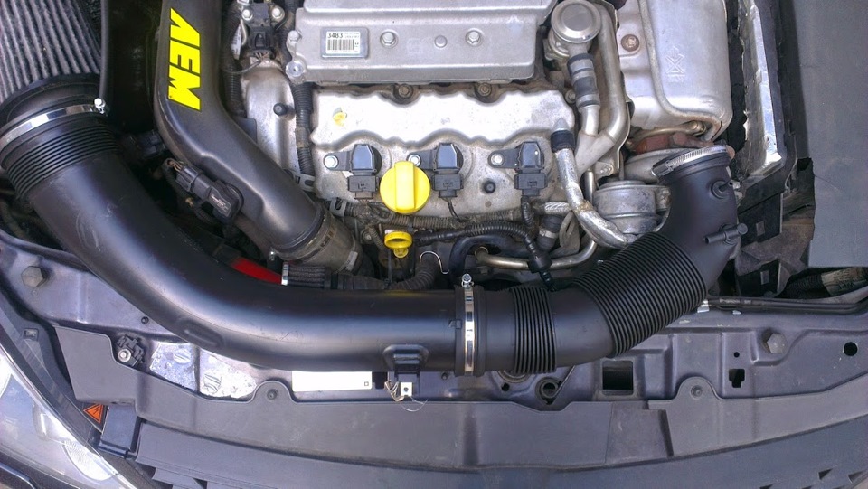 Впуск від Insignia 2.8т 1