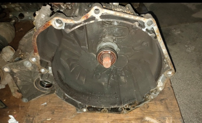Заміна коробки передач з f20 на f23 3