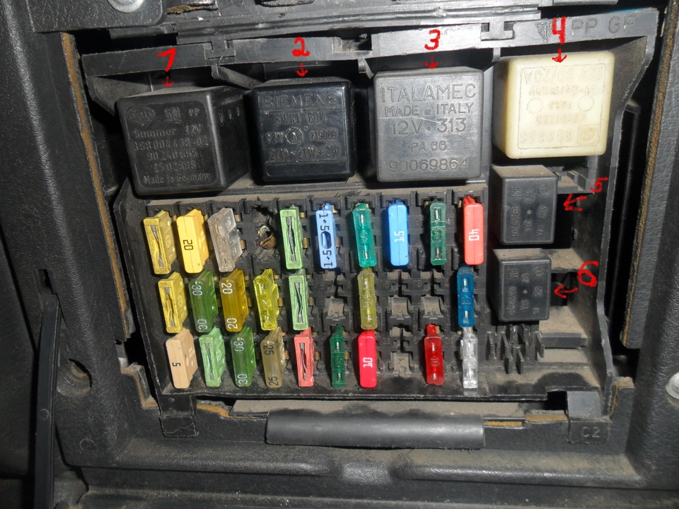 Підкажіть, що за релюшки! 1