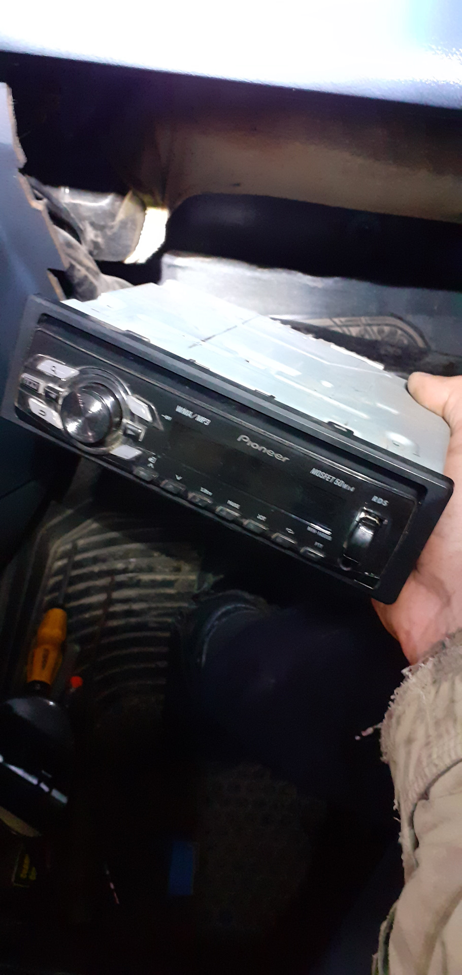 Заміна ГУ Pioneer. 5