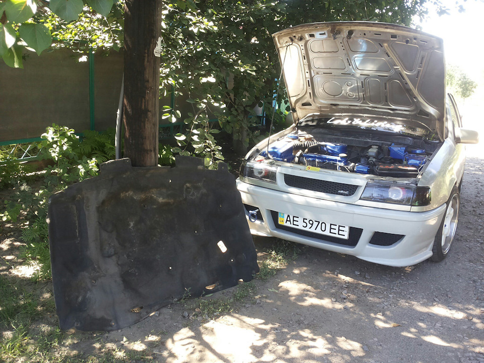 №58 Зябра капота від Kadett GSI 1