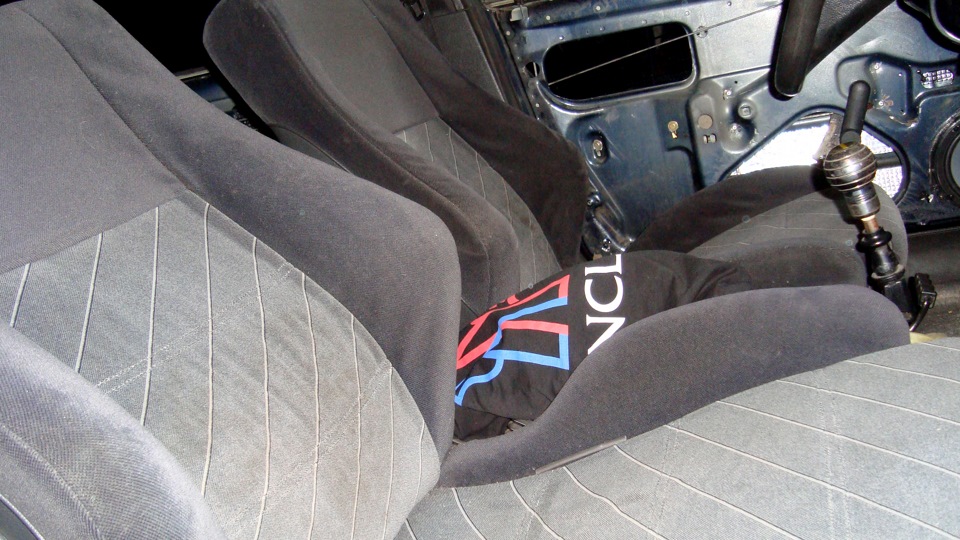 Сидіння Recaro 2