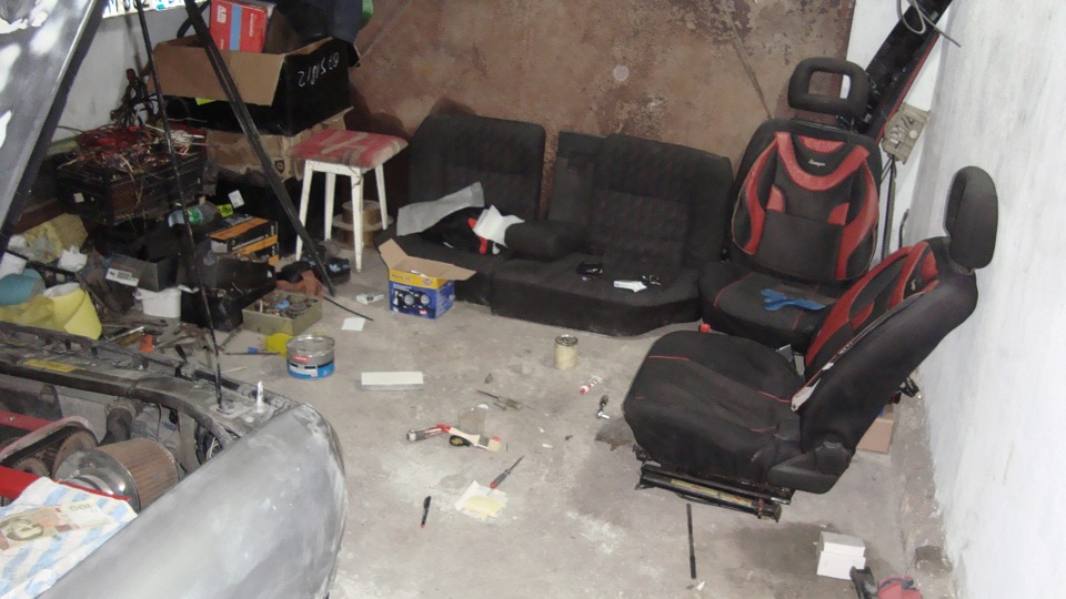 Сидіння Recaro 4