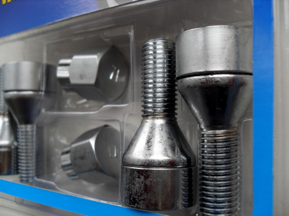 Wheel Locking Bolts 1