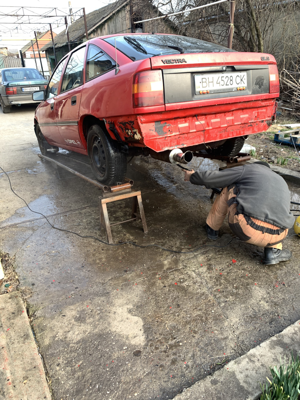 Роботи продовжуються 1