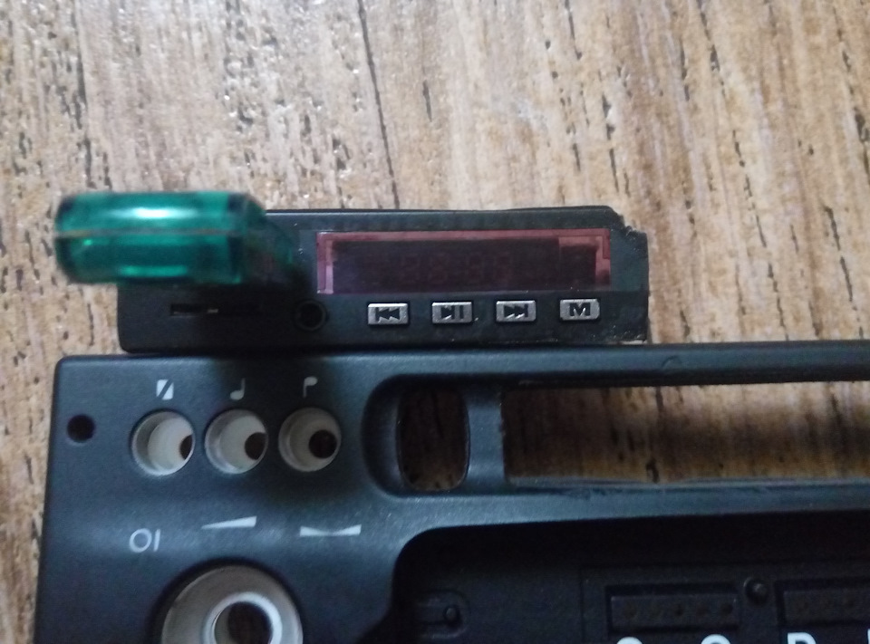 CAR400 USB(частина 2) Вбудовуємо модуль у магнітолу 2