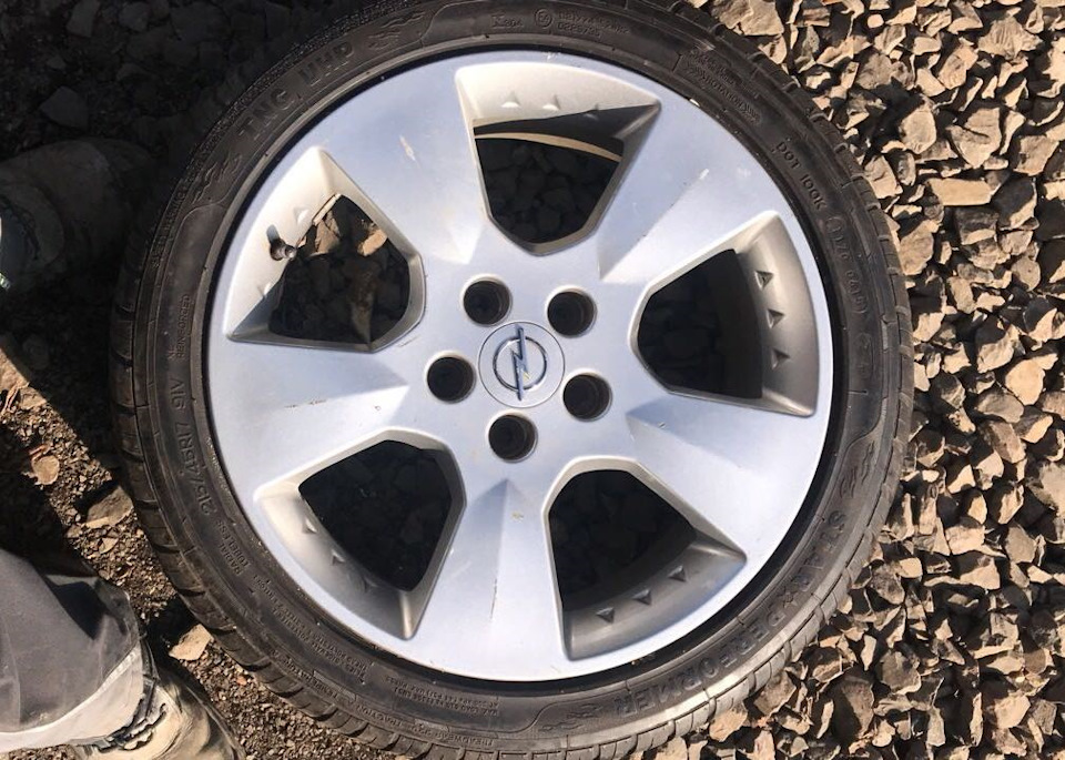 R 17 Zender Sport на літо, на заміну R16 Irmscher Twin Spoke 4