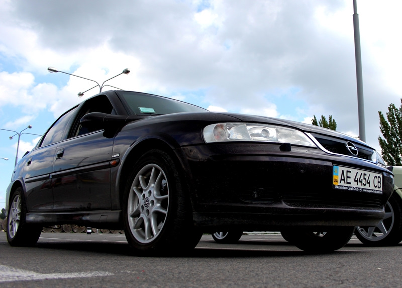 R 17 Zender Sport на літо, на заміну R16 Irmscher Twin Spoke 2