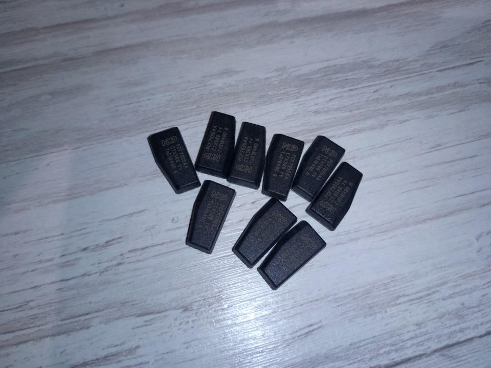 Другий чіпований ключ Опель .Carpass та підготовлений транспондер 3