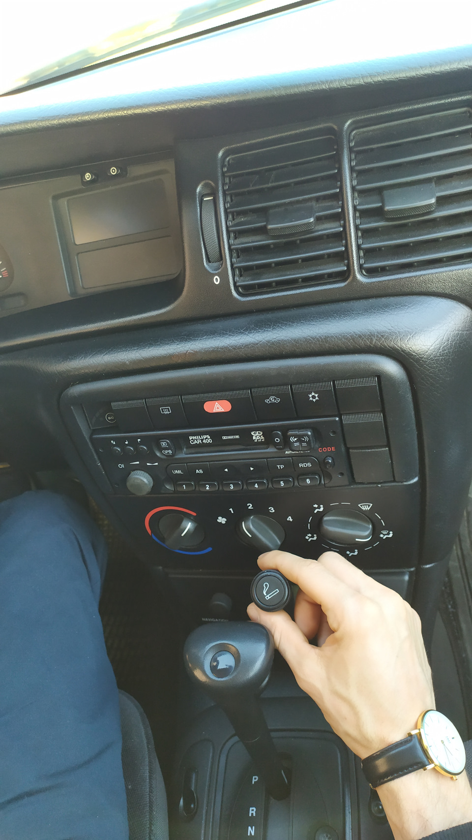 Заміна акумулятора - пройшла успішно. Читайте статтю. Opel Vectra B 1.6 V16 1999 АКПП 3