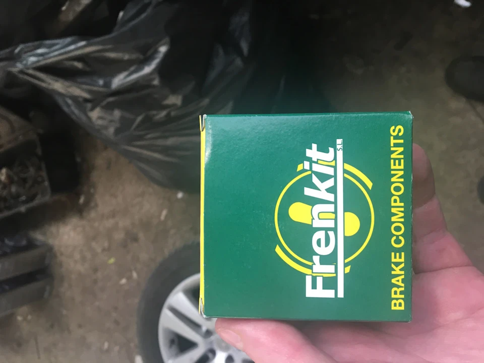 ревізія задніх гальм