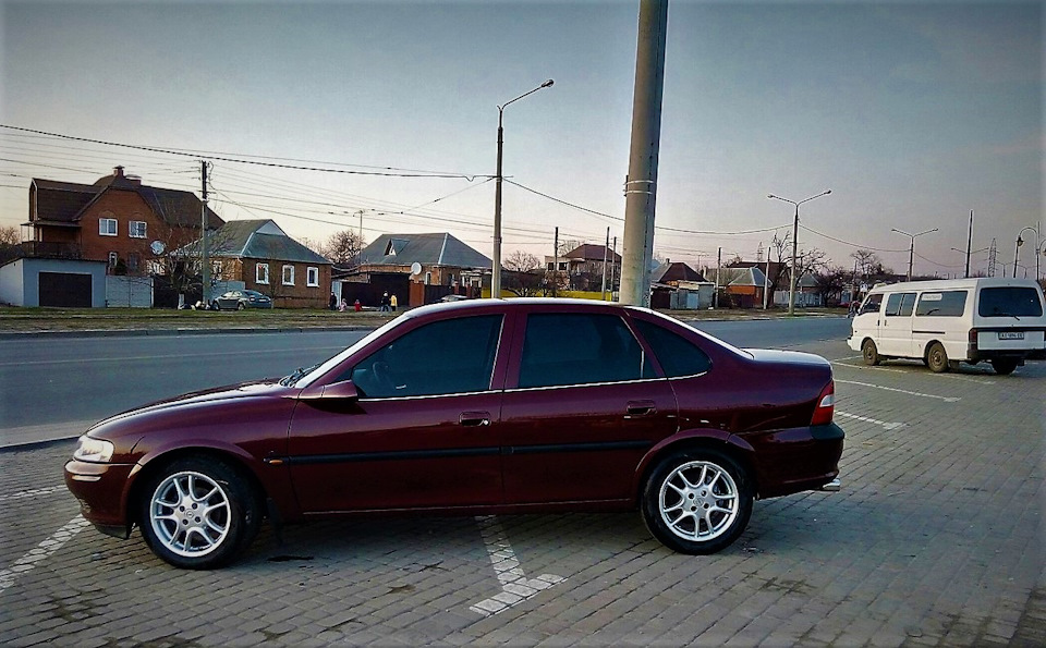 Правильне взуття. Irmscher Twin Spoke R16. 3