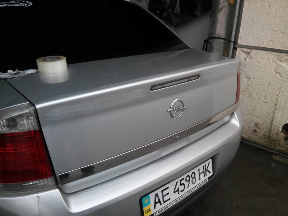 спойлер Opel Vectra C OPC 1