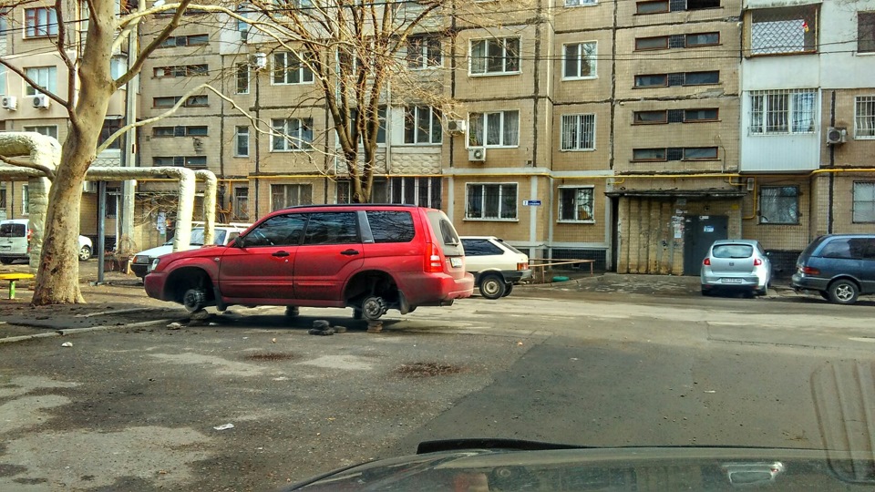 Не залишайте авто без нагляду 3