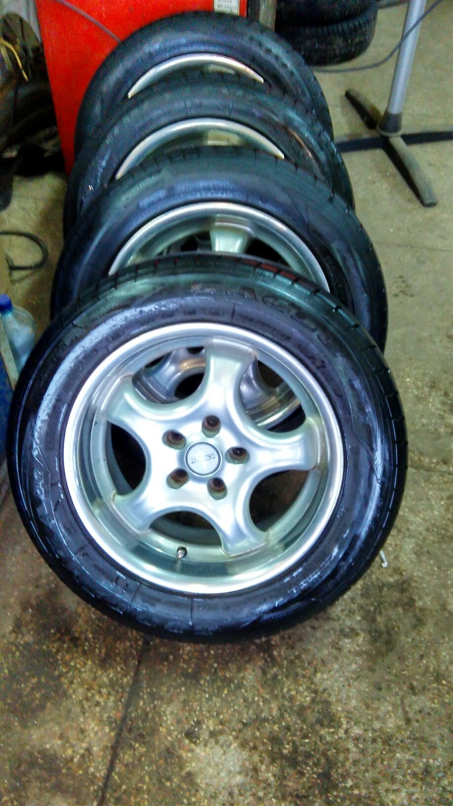 Продам диски Dezent R16 5/110 5