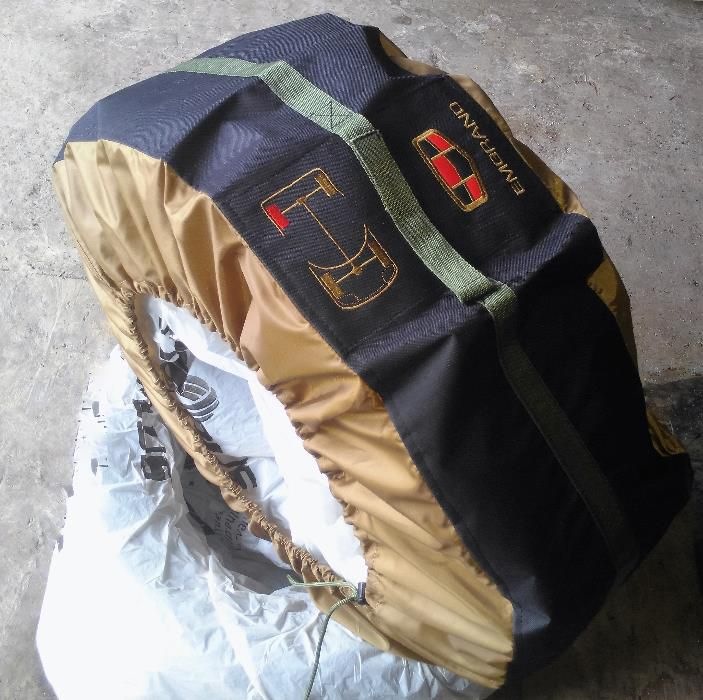 Продам подголовник, Накладки на ремінь, Ущільнювач сидіння, Чохли для коліс. 4