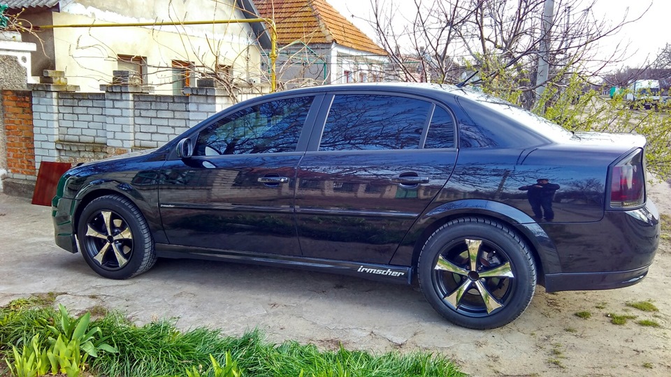 Зустрів Старшого Брата по GM - ну дуже схожий!))) 2