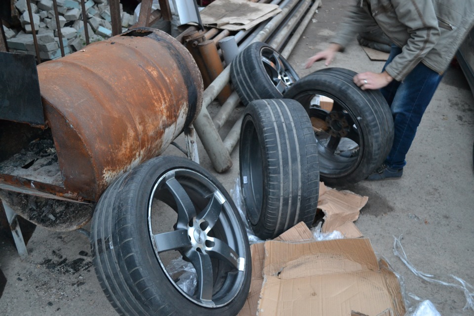 23 Диски RVS R18 5/110 (5/108 через болти ексцентрики) ET35 8j 1
