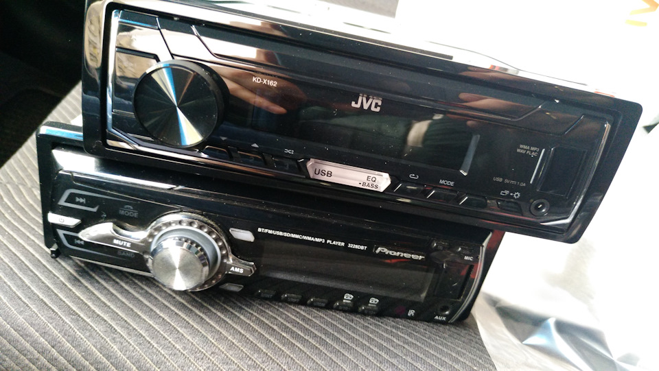 Нова магнітола JVC KD-x162 2