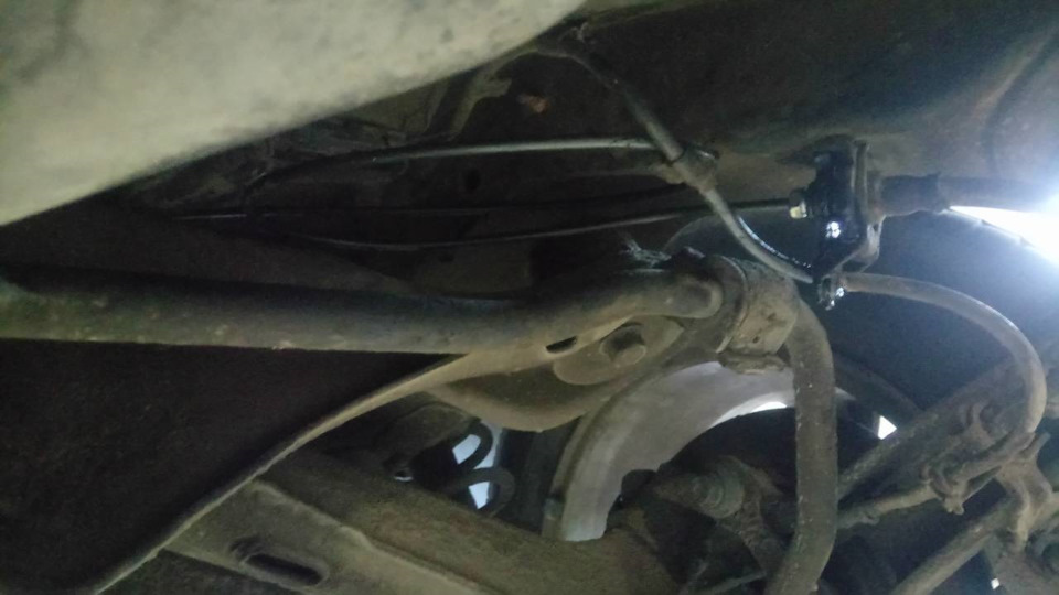 Заміна гальмівної магістралі Vectra B 5