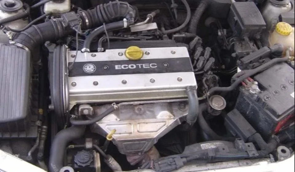 Двигун Opel X20XEV характеристики / опис