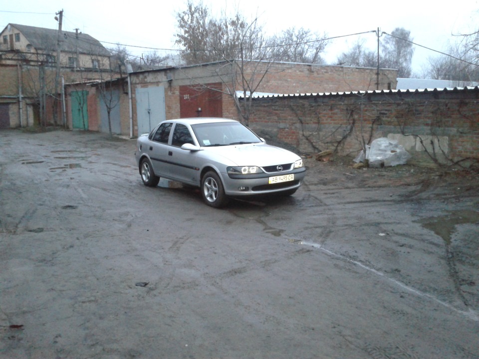 Виїхав прокотиться!)) 4