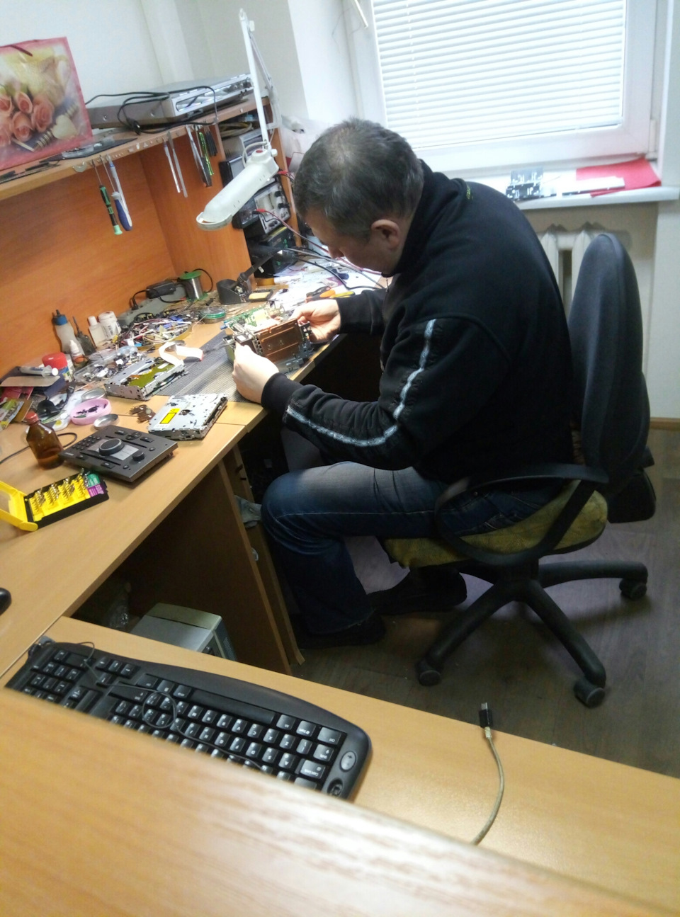 Зробив AUX на DVD90 2