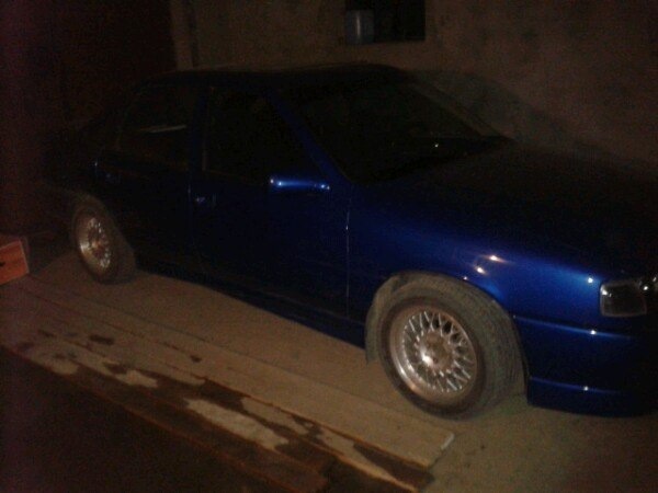 Поставив r15 8j 1