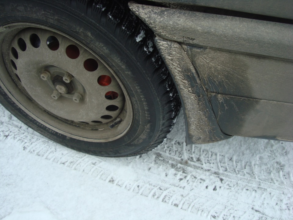 Бризковики))) kumho kw22 шип))) Рулик MOMO))) 2
