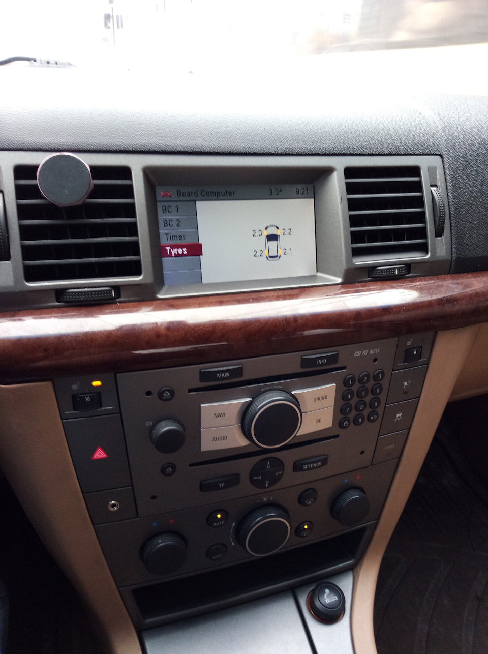 CD70 NAVI та СID в дорестайл. 2