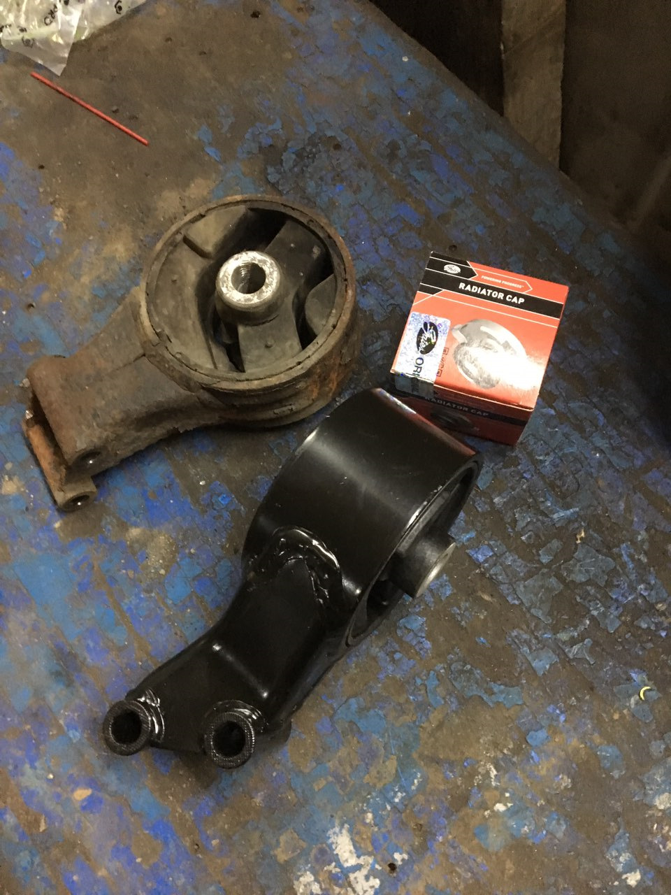 Вібрація на ХХ 1.8XER 1