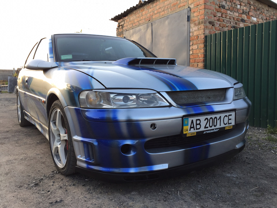 Бампер irmscher + губа від Renault laguna готовий 5