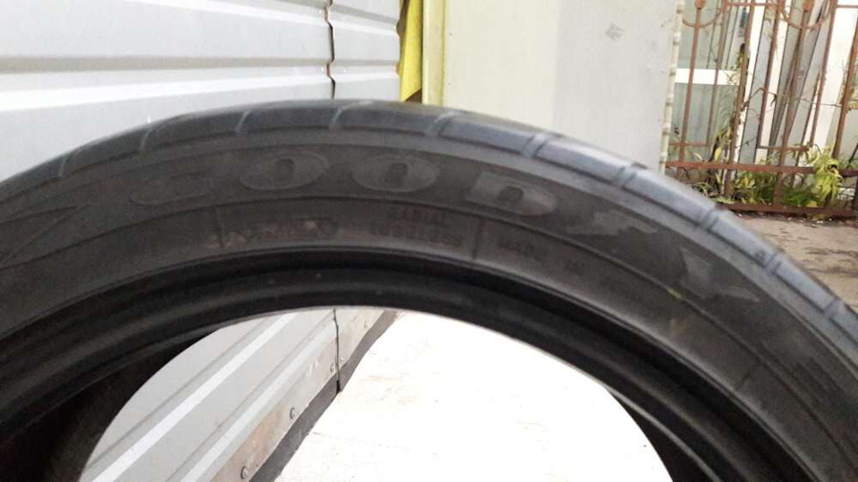 Goodyear eagle f-1 225/45 3