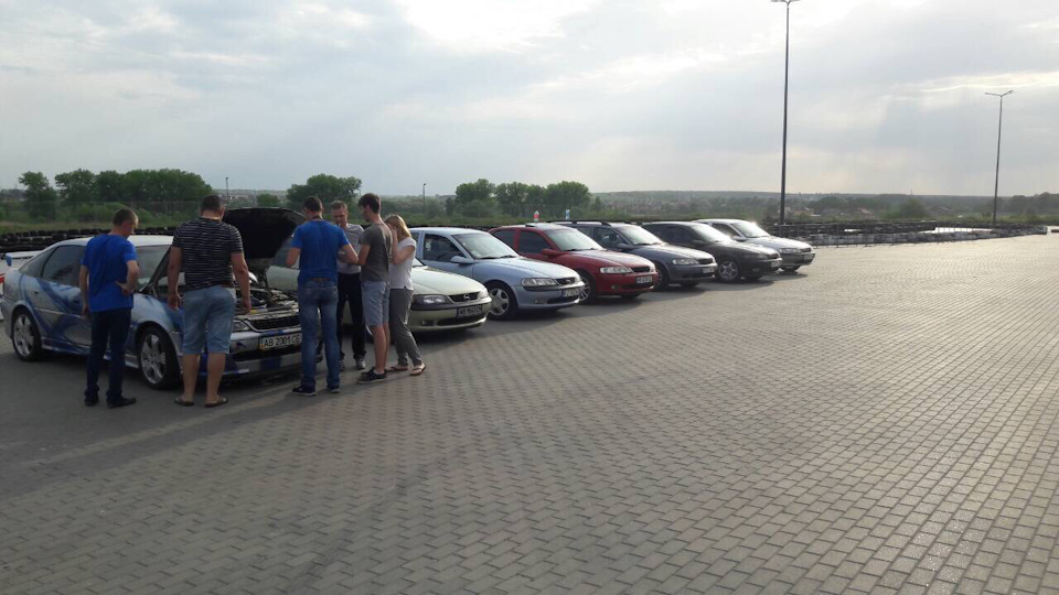 Перша зустріч наших учасників вектору чату 3