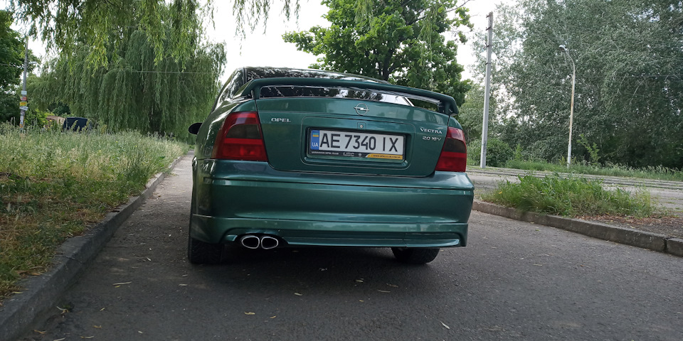 Спойлер Irmscher 1