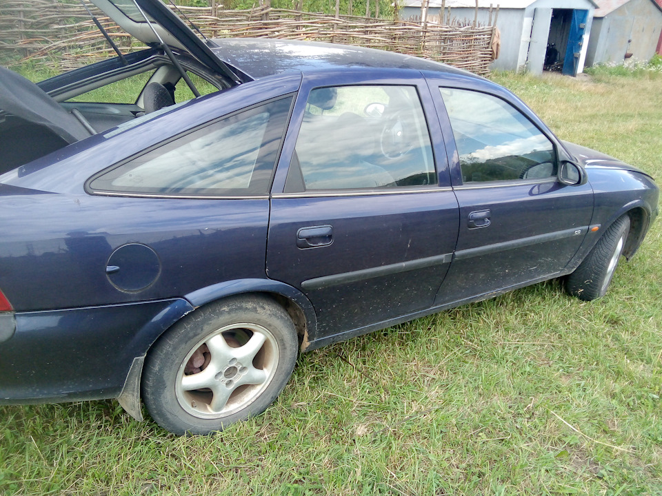 Продам диски r15 4x100 et49 195/65 2