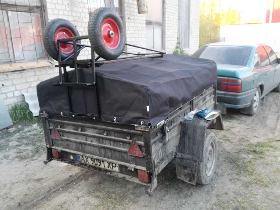 Підйомний дах причепа на газліфтах 2