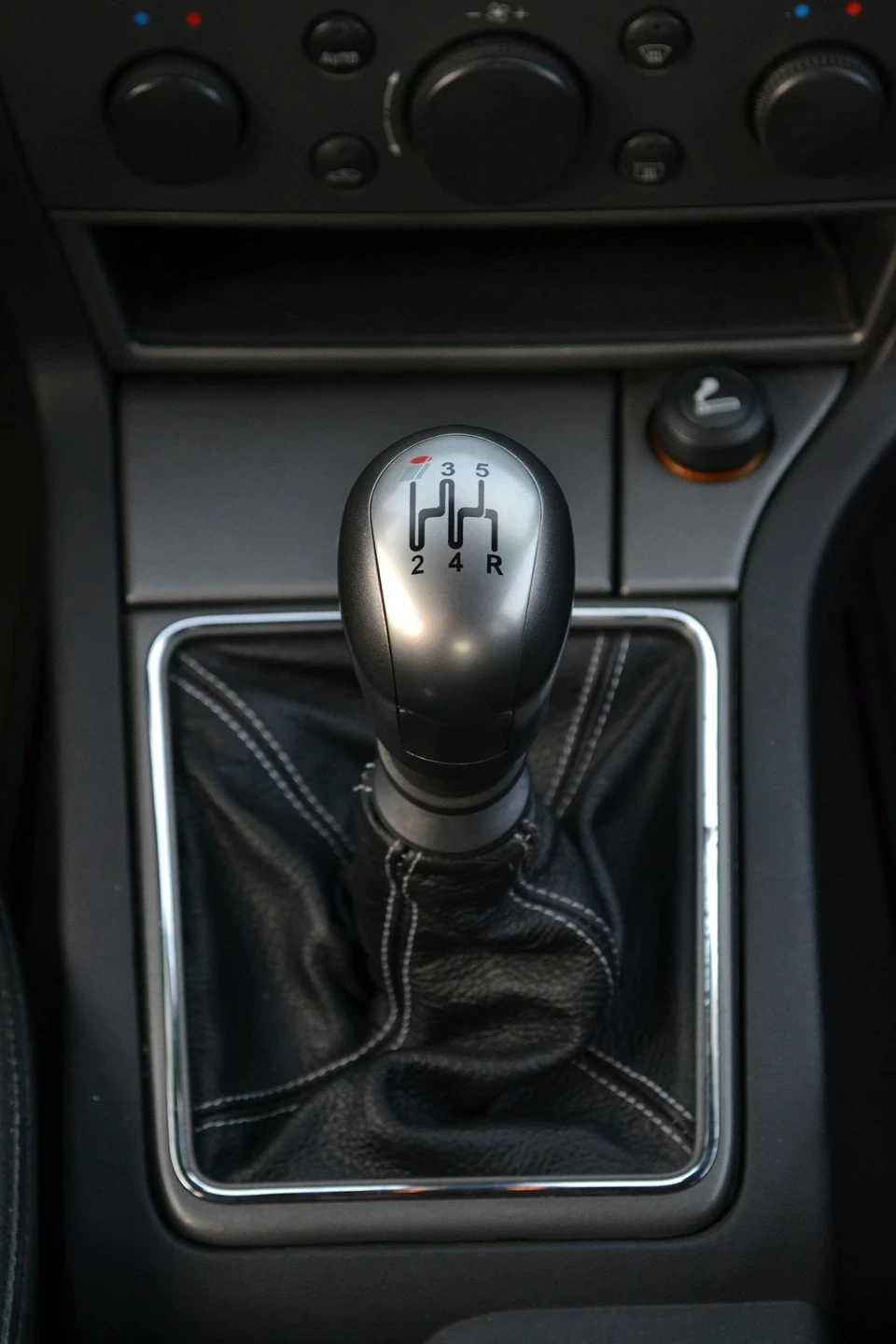 Ручка КПП від VXR