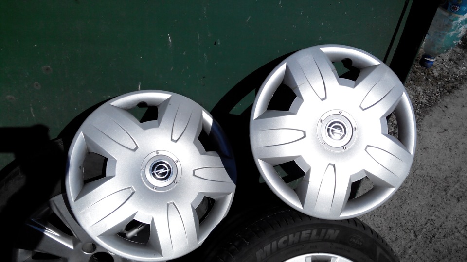 16. Ковпаки + значки OPEL. Перевзуття. 3