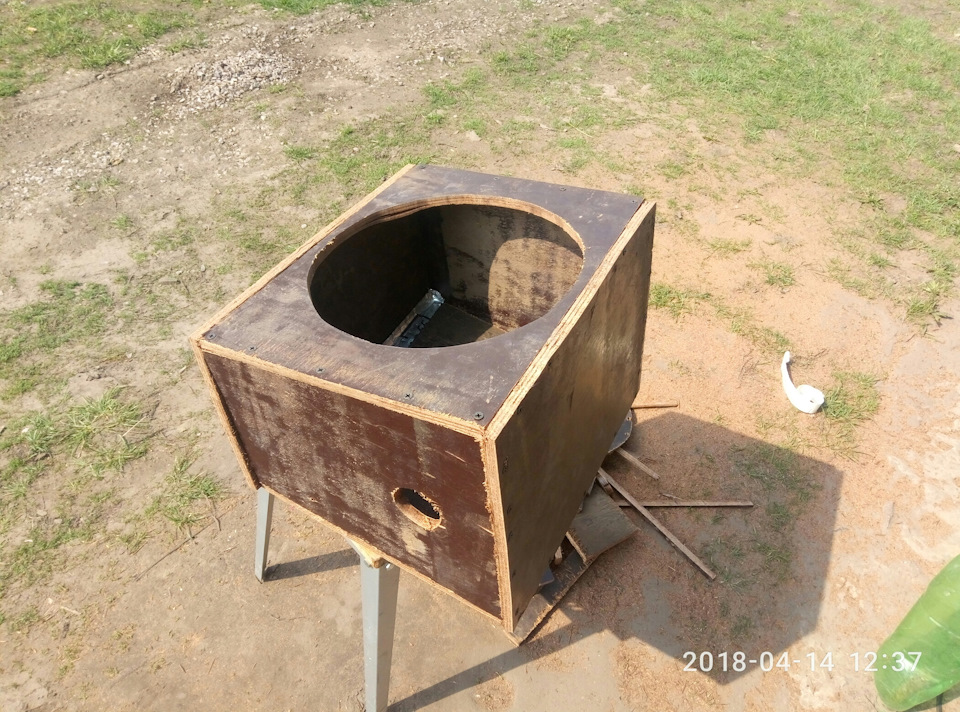 Blaupunkt переїхав у саморобний короб) 2