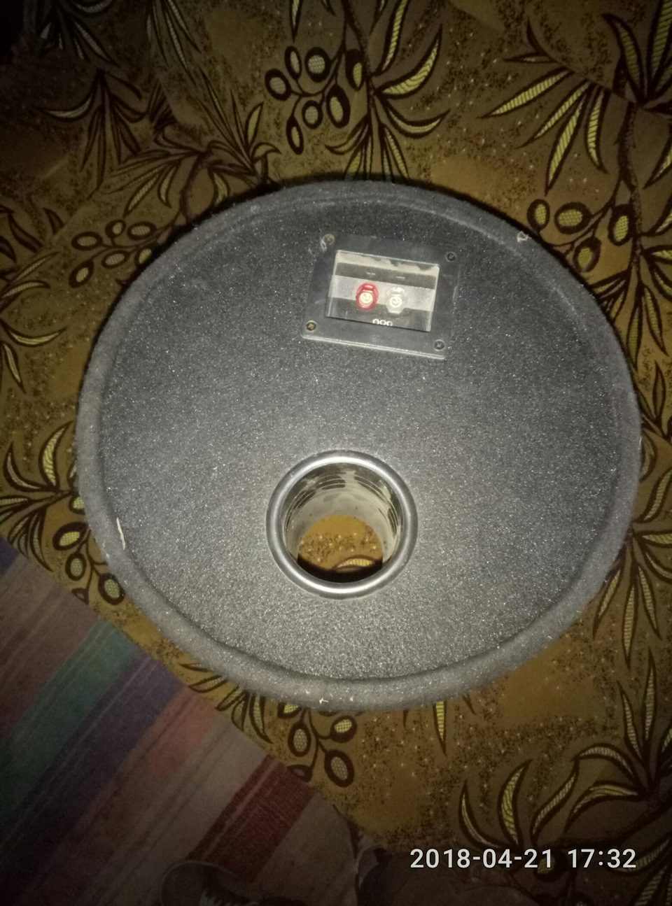 Продам короб blaupunkt 3