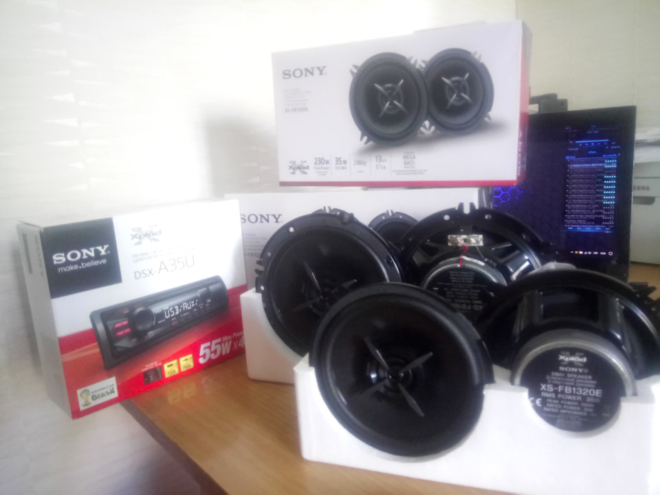 Динаміки Sony 4