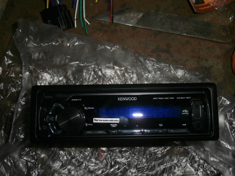 Головний пристрій, автомагнітола Kenwood KMM-157 5