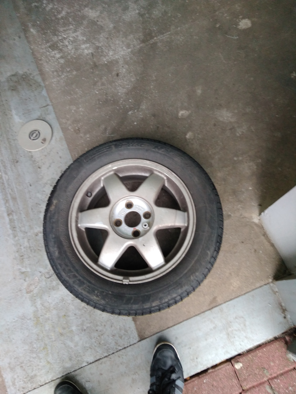 Покупка гуми Bridgestone Blizzak VRX 185/65 R15 2