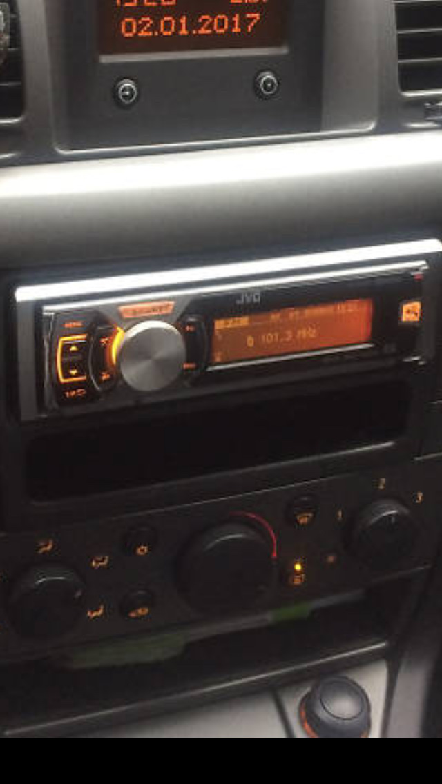Заміна ГУ на JVC 2